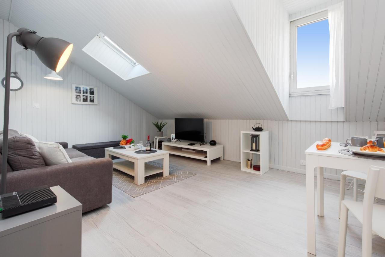 Ritual Yourhosthelper Cannes Exteriör bild